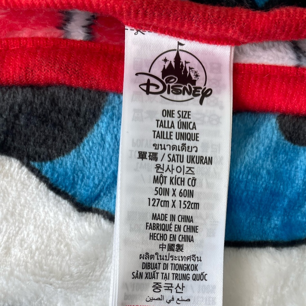 Official Disney "Mickey & Friends" Ultra-Soft Fleece Throw - Picture 14 of 14
